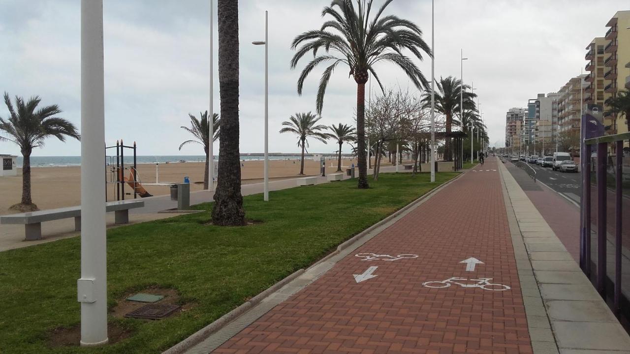 205 I Posada Del Mar I Encantador Hostel En La Playa De Gandia Bagian luar foto
